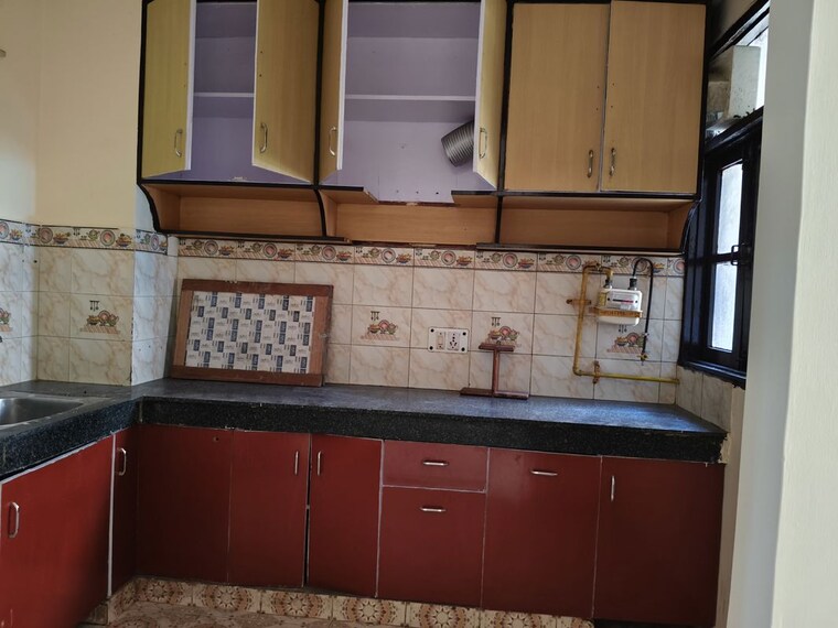 Kitchen, ip extension 3 Bedroom 1250 Sq.Ft. Apartment In Ip Extension Delhi 10277652