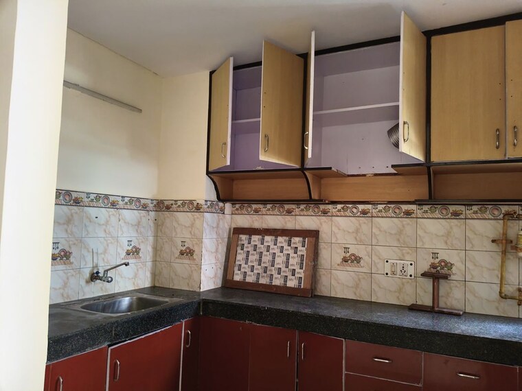 Kitchen, ip extension 3 Bedroom 1250 Sq.Ft. Apartment In Ip Extension Delhi 10277652