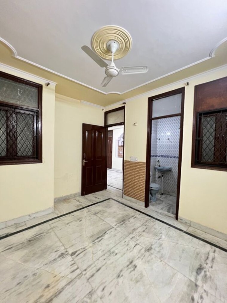 Room, govindpuri 2 Bedroom 556 Sq.Ft. Builder Floor In Govindpuri Delhi 10277658