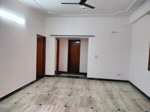 Room in 3 BHK Builder Floor at Anand Niketan – for Rent