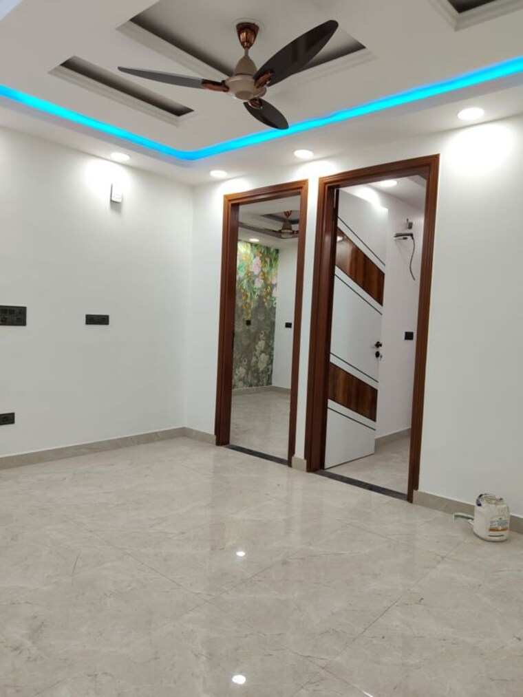 Room, govindpuri 3 Bedroom 905 Sq.Ft. Builder Floor In Govindpuri Delhi 10277673