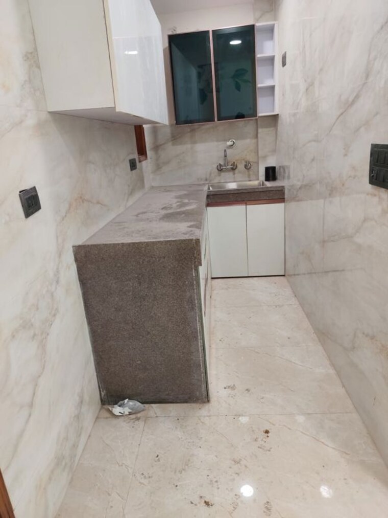 Kitchen, govindpuri 3 Bedroom 905 Sq.Ft. Builder Floor In Govindpuri Delhi 10277673
