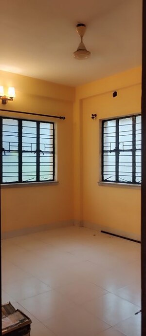 Room in 2 BHK Apartment at Purbalok – for Sale