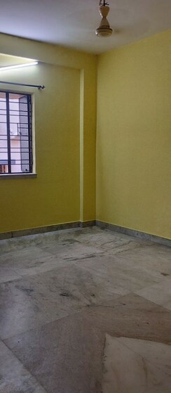2 BHK + Extra Room Apartment For Sale in Purbalok