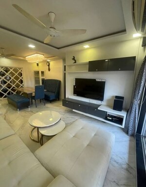 2 BHK Apartment For Rent in Hiranandani Gardens, Powai