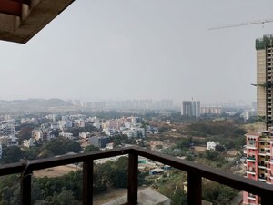 Swimming Pool in 3 BHK Apartment at Kohinoor Falcon, Sus – for Sale