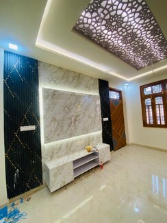 3 BHK + Pooja Room Independent House For Rent in Gomti Nagar