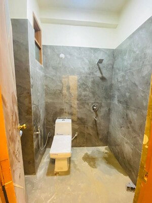 Bathroom in 3 BHK Independent House at Gomti Nagar – for Rent