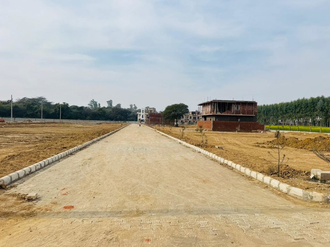 Plot For Sale in Dera Bassi