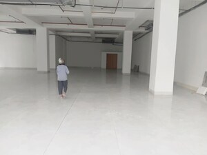  Showroom – Exterior View View at Salt Lake - for Rent