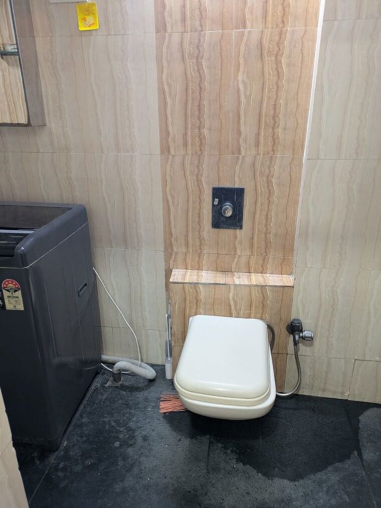 Bathroom, raheja-ankur-apartment 2 Bedroom 1050 Sq.Ft. Apartment In Goregaon West Mumbai 10277800