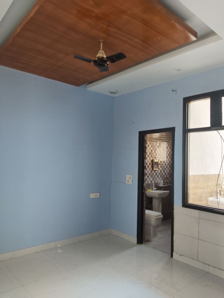 Room, ashoka-enclave-3 3 Bedroom 1400 Sq.Ft. Builder Floor In Sector 35 Faridabad 10277809