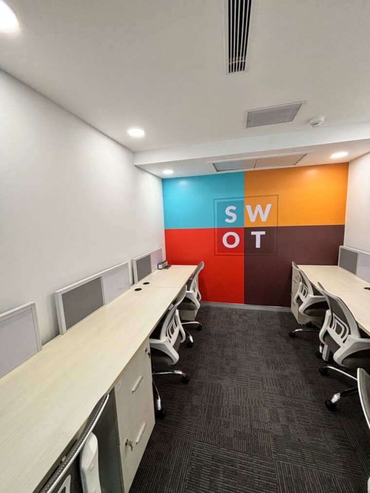 Team Area, e block Commercial Office Space 1500 Sq.Ft. In E Block Delhi 10277819