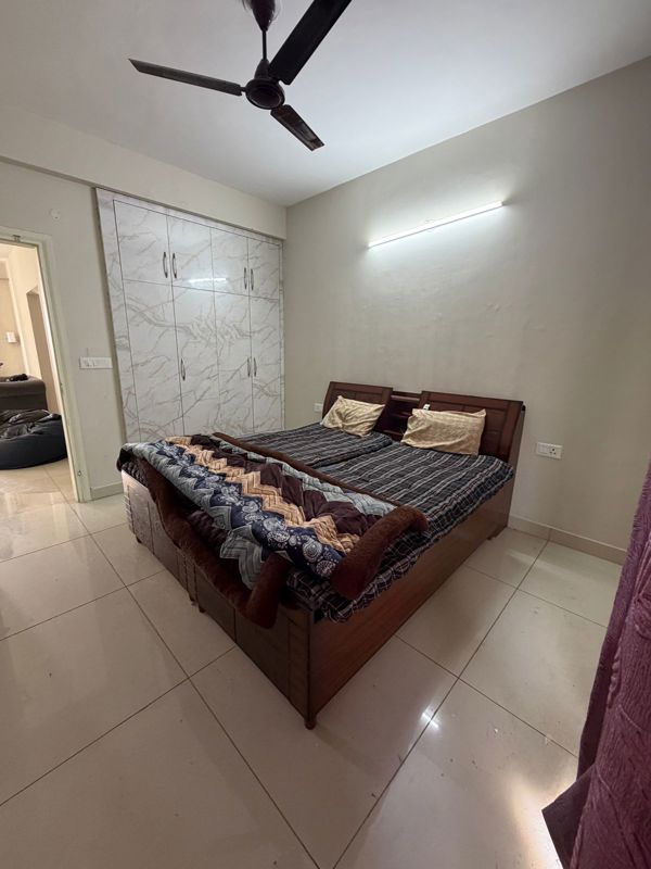2 BHK + Pooja Room,Servant Room,Study Room Apartment For Sale in Sector 127