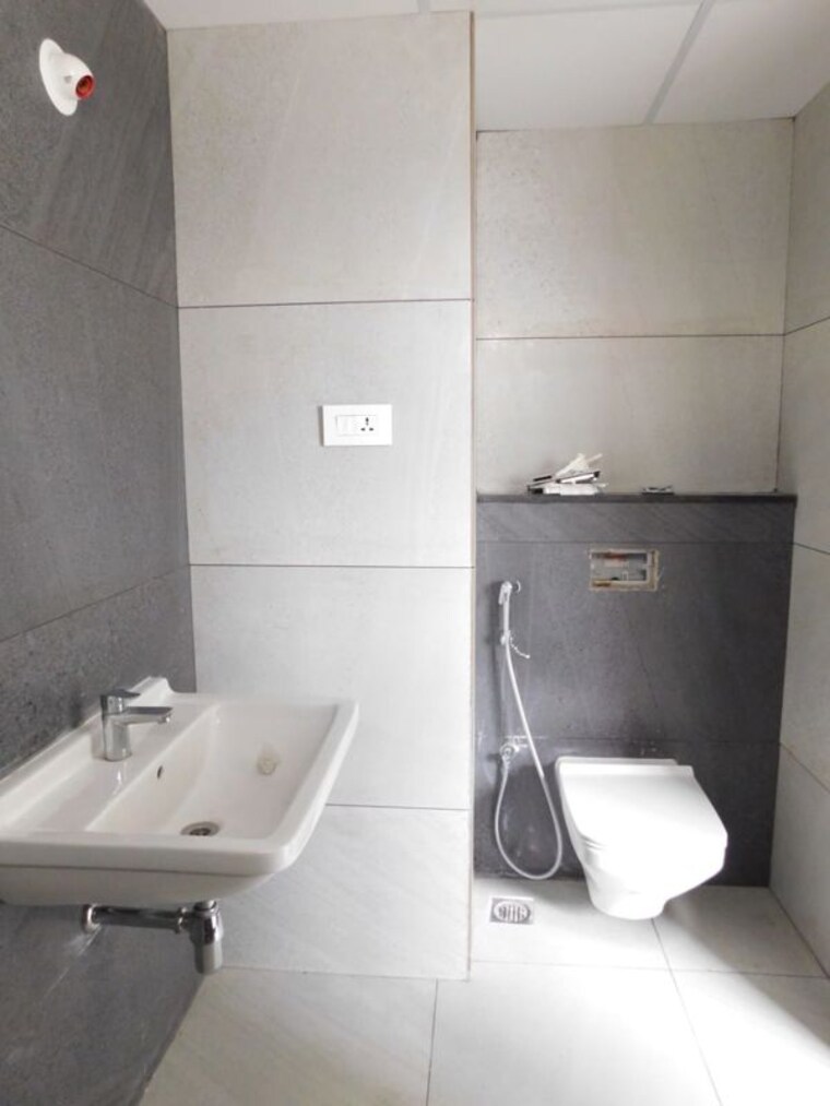 Bathroom, frontline-seven 3 Bedroom 1935 Sq.Ft. Apartment In Kokapet Hyderabad 9336571