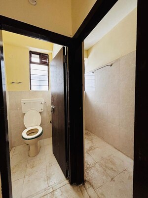 Bathroom in 2 BHK Apartment at Shri Hari Manorama Heights, Narayan Vihar – for Rent