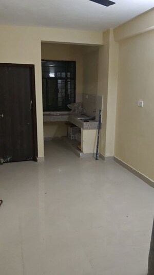 Room in 2 BHK Apartment at Shri Hari Manorama Heights, Narayan Vihar – for Rent