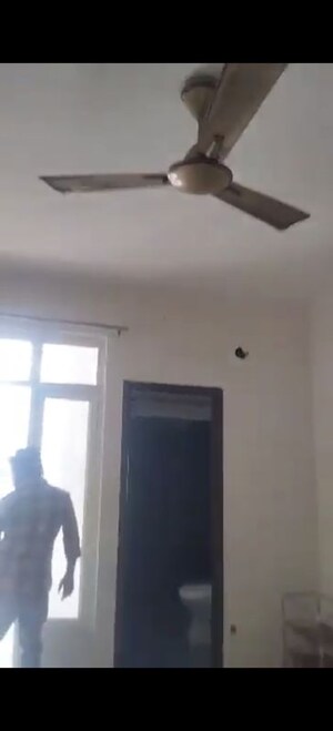 Furnished Amenities in 3.5 BHK Apartment at Gardenia Glory, Sector 46 – for Rent