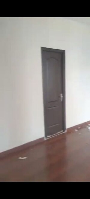 Furnished Amenities in 3.5 BHK Apartment at Gardenia Glory, Sector 46 – for Rent