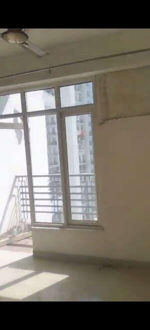 Staircase in 3.5 BHK Apartment at Gardenia Glory, Sector 46 – for Rent