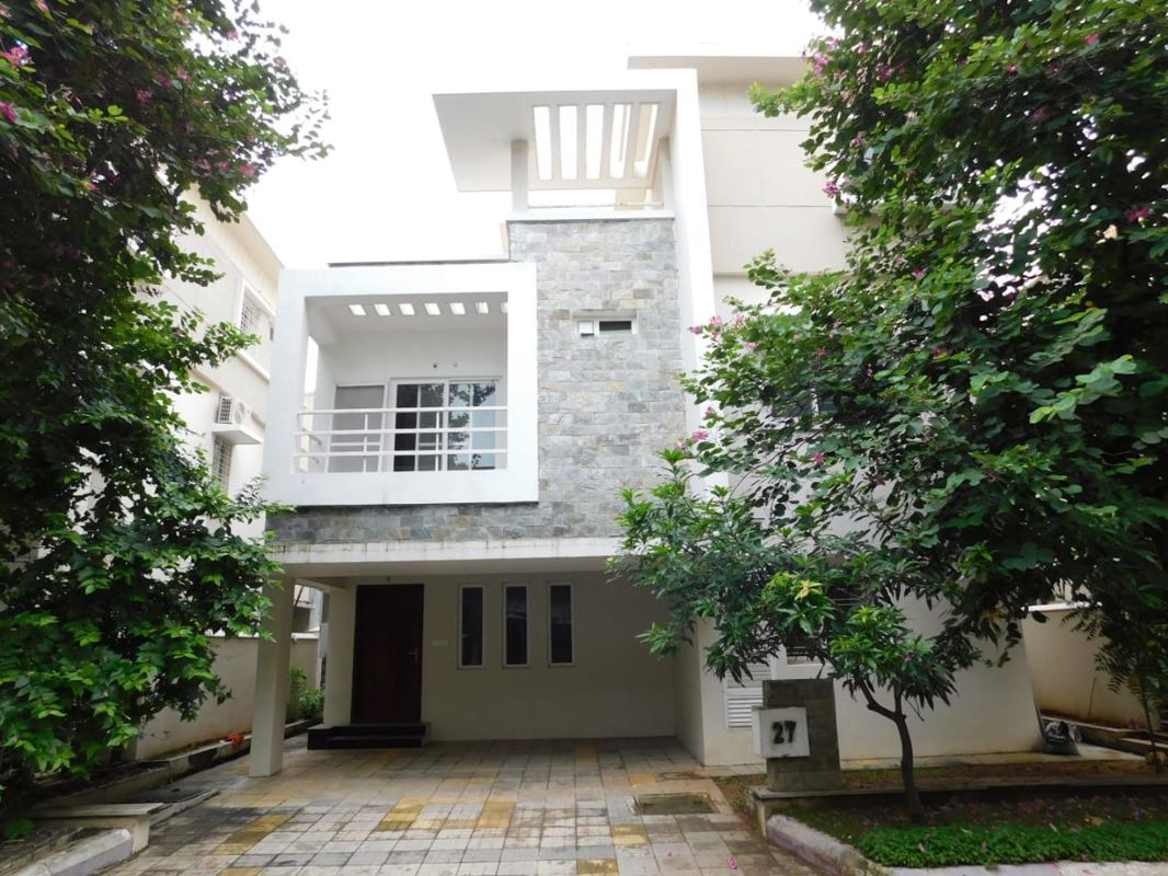 4 BHK + Pooja Room,Servant Room,Study Room,Store Room Villa For Sale in Manjeera Purple Town