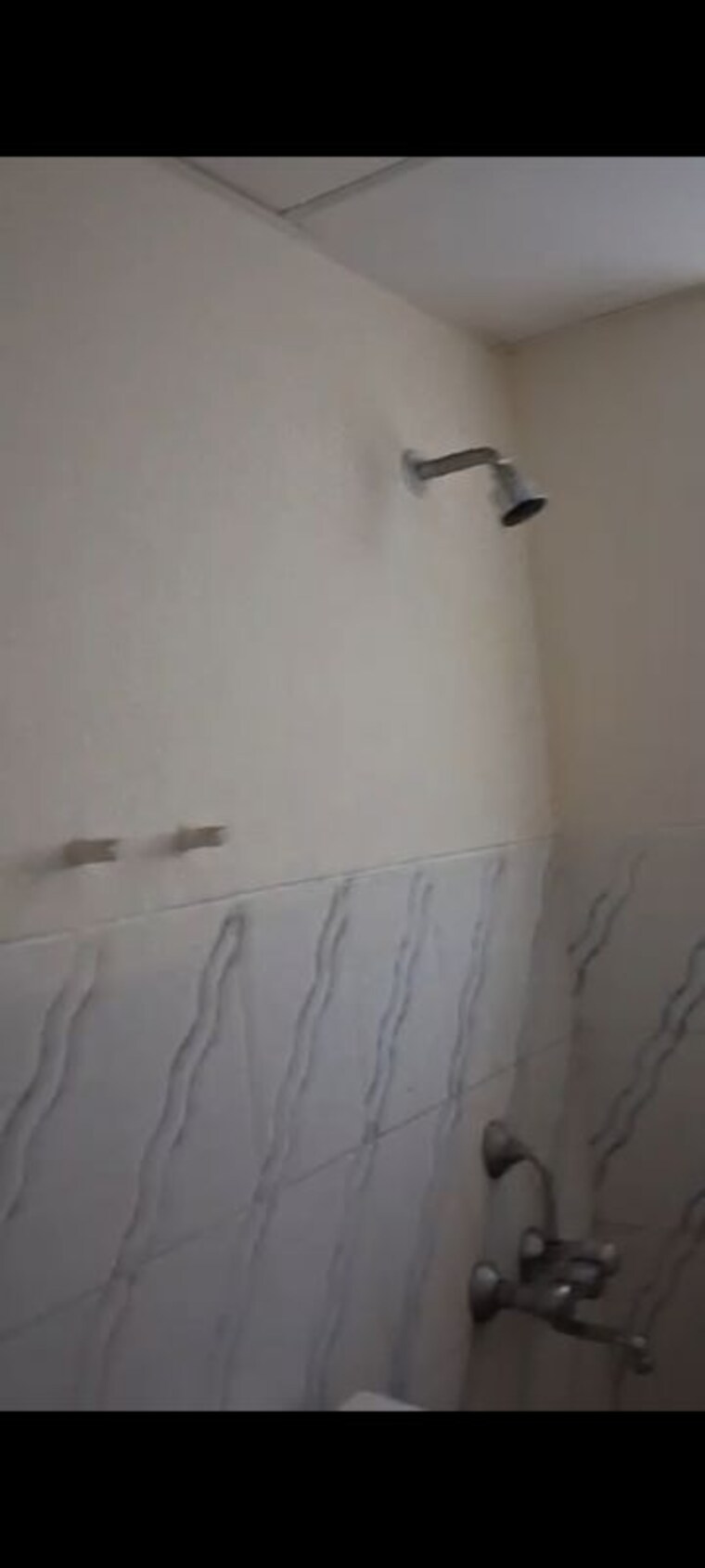Bathroom, rof-aalayas 2 Bedroom 500 Sq.Ft. Apartment In Sector 102 Gurgaon 10278009