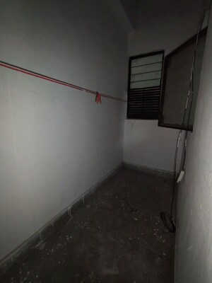 Room in 1.5 BHK Apartment at Katwaria Sarai – for Rent