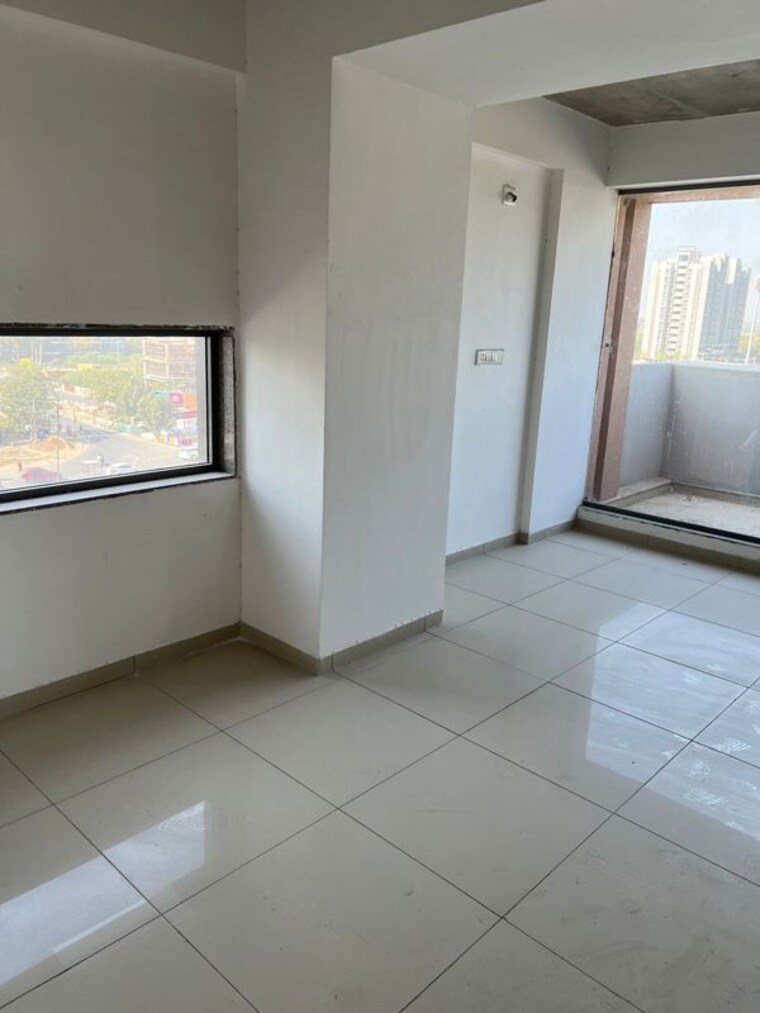 Room, shilp-the-address Commercial Office Space 1197 Sq.Ft. In Shilaj Ahmedabad 10278008