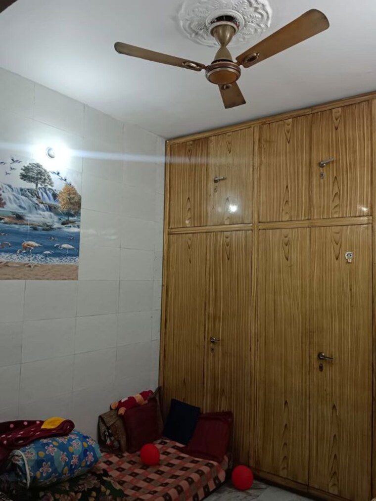 Room, veer savarkar nagar 3 Bedroom 1000 Sq.Ft. Independent House In Veer Savarkar Nagar Bareilly 10278034