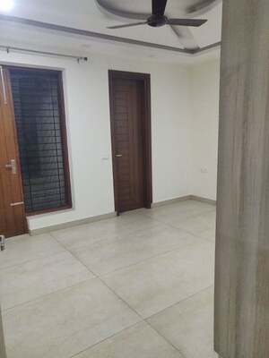 Building Lobby in 2 BHK Builder Floor at Sector 46 – for Rent
