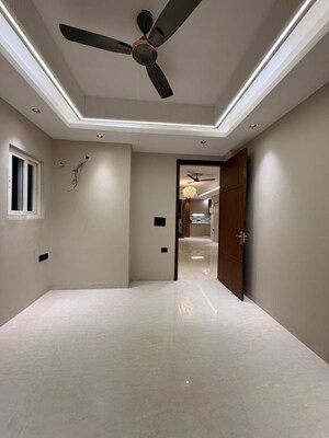 Bedroom in 2 BHK Apartment at Mandi – for Sale