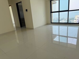 Room in 3 BHK Apartment at Versova – for Rent