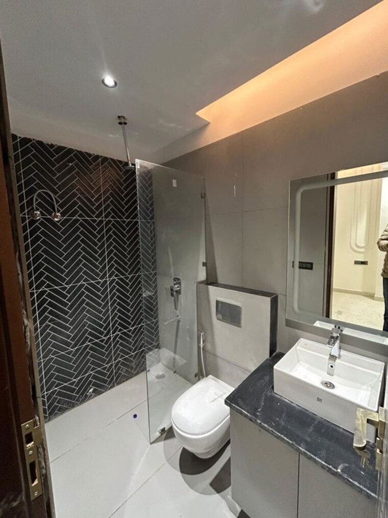 Bathroom, jakhan 3 Bedroom 1800 Sq.Ft. Builder Floor In Jakhan Dehradun 10278257