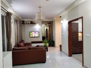 2 BHK Apartment For Rent in Prestige Lakeside Habitat, Varthur