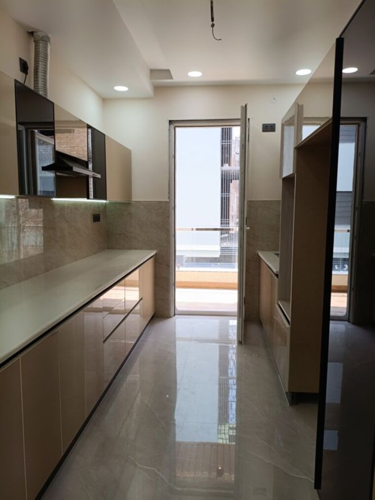 Kitchen, bptp-district-3 3 Bedroom 180 Sq.Yd. Builder Floor In Sector 85 Faridabad 10278403