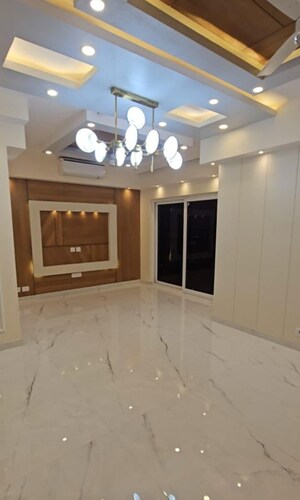 Room in 3 BHK Apartment at Adani Oyster Grande Phase 2, Sector 102 – for Sale