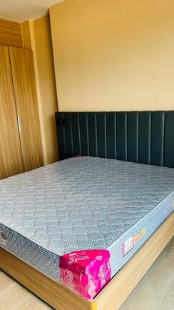 Studio+ Study Room Apartment For Sale in Paras Square Service Apartments
