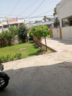 2 BHK + Pooja Room Independent House For Rent in Aliganj