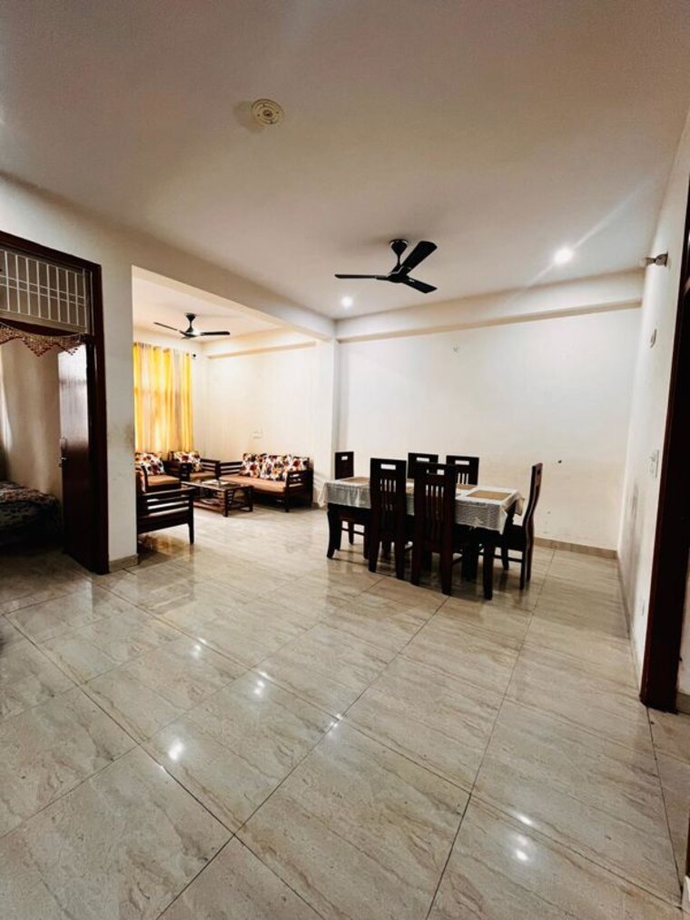 Dining area, sector 22 6+ Bedroom 112 Sq.Mt. Independent House In Sector 22 Noida 10002244