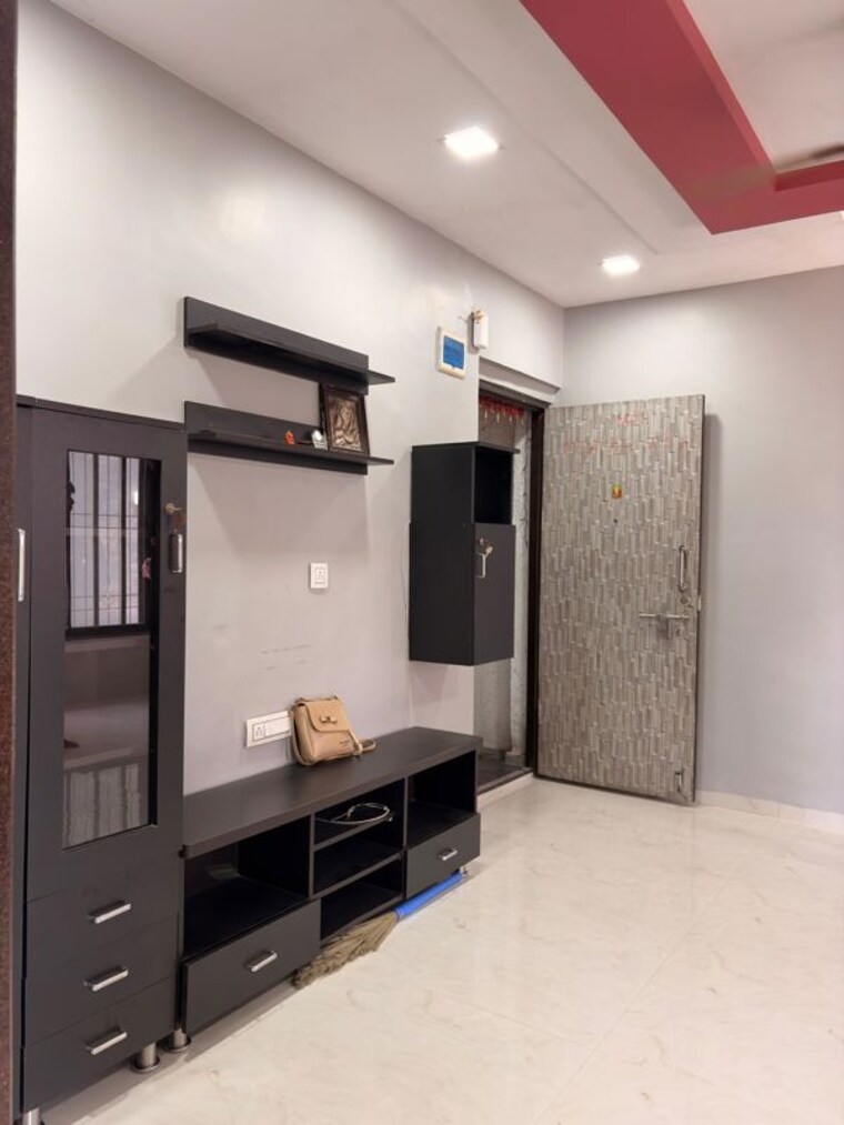 Living Room, jayant-apartments 1 Bedroom 400 Sq.Ft. Apartment In Prabhadevi Mumbai 10278542