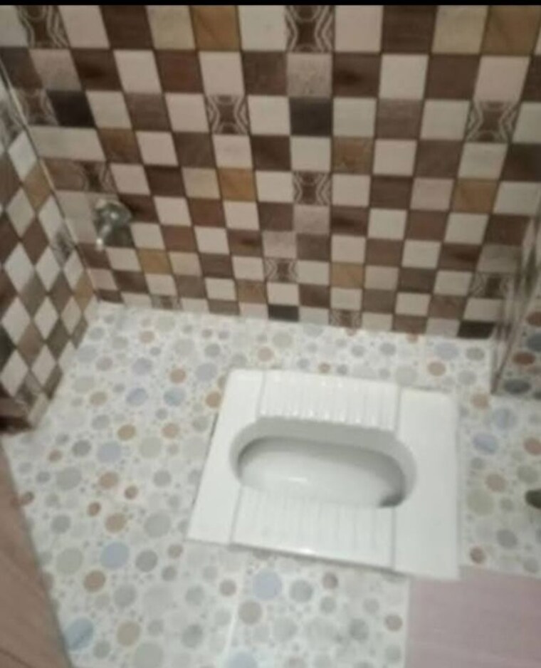 Bathroom, aliganj 1 Bedroom 480 Sq.Ft. Independent House In Aliganj Lucknow 10278602