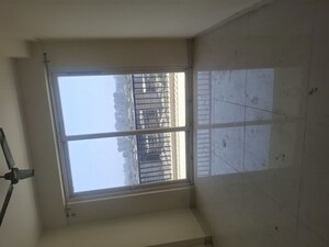 Room in 3 BHK Penthouse at Amrapali Heartbeat City, Sector 107 – for Rent