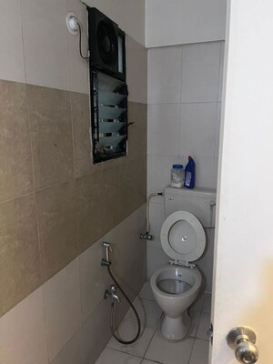 Bathroom in 3 BHK Apartment at Anjor Apartment, Baner – for Rent
