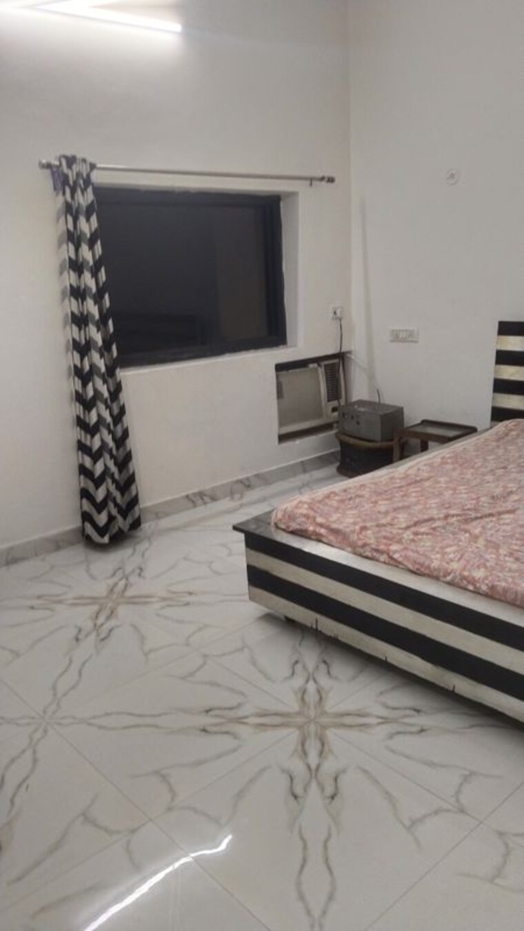 Bedroom, gomti nagar 1.5 Bedroom 700 Sq.Ft. Builder Floor In Gomti Nagar Lucknow 10278647