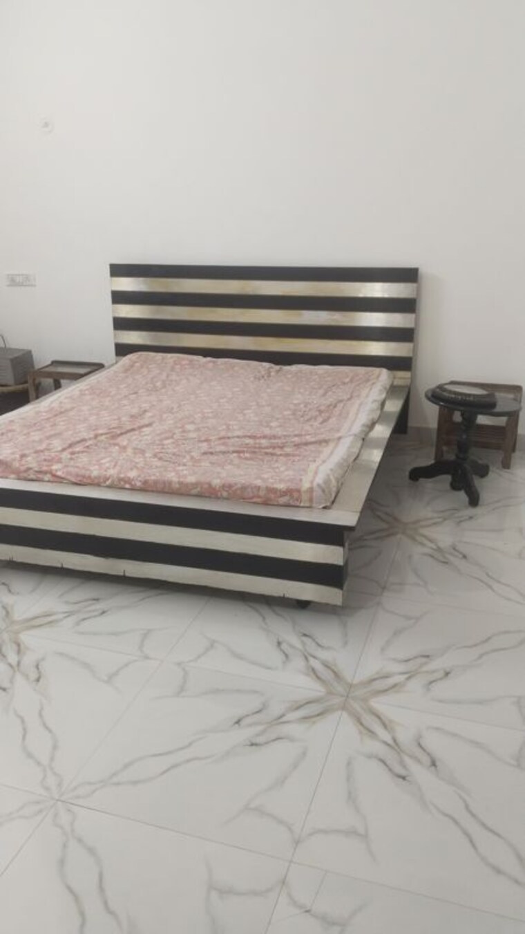Bedroom, gomti nagar 1.5 Bedroom 700 Sq.Ft. Builder Floor In Gomti Nagar Lucknow 10278647