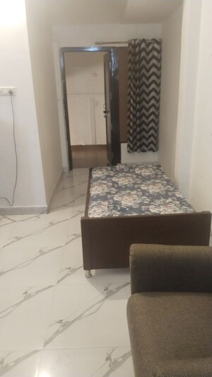 Bedroom in 1.5 BHK Builder Floor at Gomti Nagar – for Rent