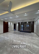 3 BHK + Pooja Room 250 Sq.Yd. Builder Floor in Sector 77