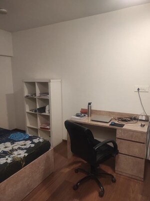 Furnished Amenities in 3 BHK Apartment at Dheeraj Insignia, Bandra East – for Rent