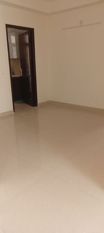 3 BHK + Study Room 1060 Sq.Ft. Apartment in Nirala Greenshire Phase I