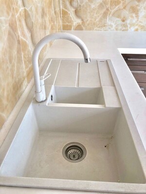 Furnished Amenities in 1 BHK Apartment at Amar CHS Erandwane, Erandwane – for Rent